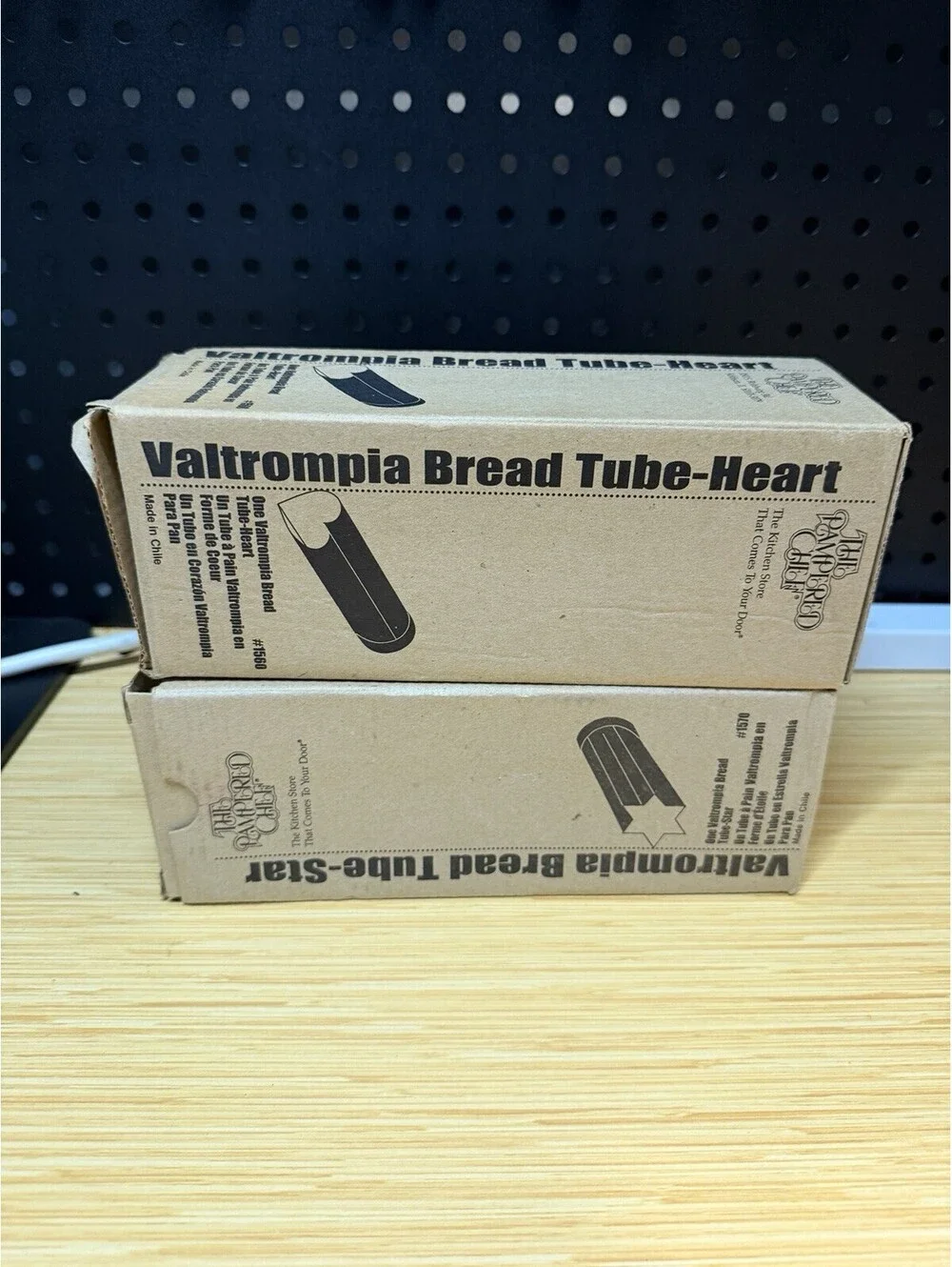 Pampered Chef Flowere & Heart Bread Tubes Lot Of 2 New in Original Boxes VTG *